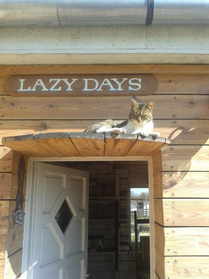 Lazy Days Hotel Debrecen Kültér fotó